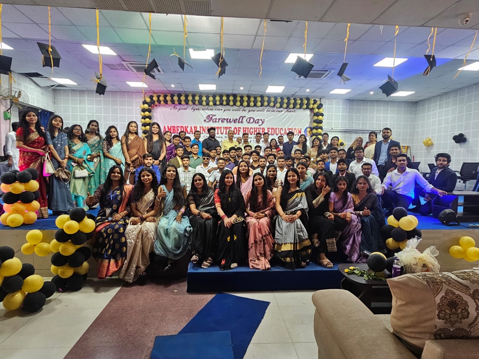 अम्बेदकर इंस्टीट्यूट में फेयरवेल समारोह, छात्र-छात्राओं ने बांधा समां - 6